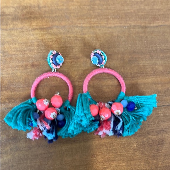 Stella & Dot Flower Power Earring Set - Picture 2 of 8